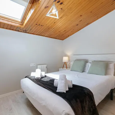 Apartment Adorable Atico Con Vistas By *